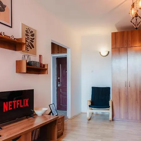 2 Camere, Ultracentral, Piata Universitatii 1 Bucharest