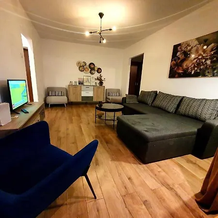2 Camere, Ultracentral, Piata Universitatii 1 * Bucharest
