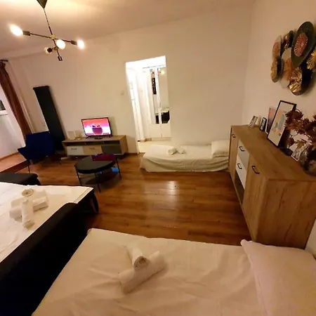 Appartement Ultracentral Near Old Town - Amazing View Boekarest